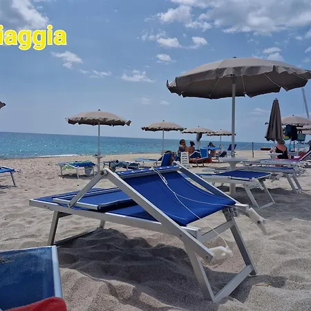 Nina's House Di Arianne, A 300 M Dal Mare